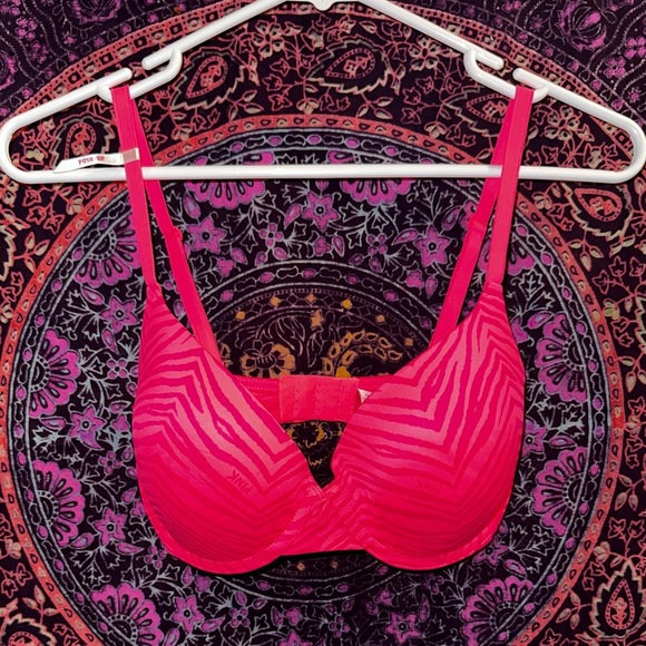 Victoria's Secret Vibrant Pink Zebra Push Up Bra - Picture 1 of 7